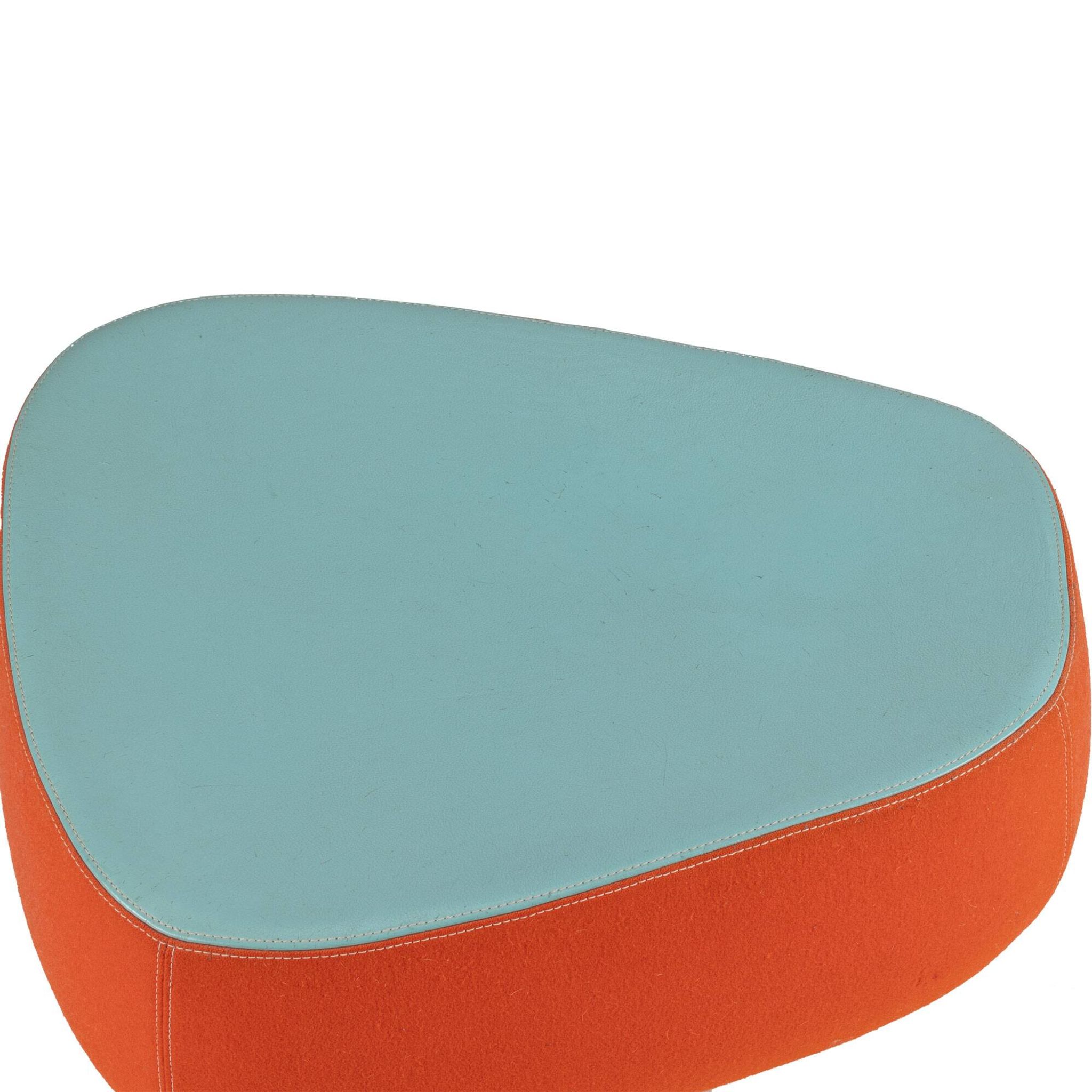 Medium pouf/footrest Fjord in red and turquoise by Patricia Urquiola for Moroso.
