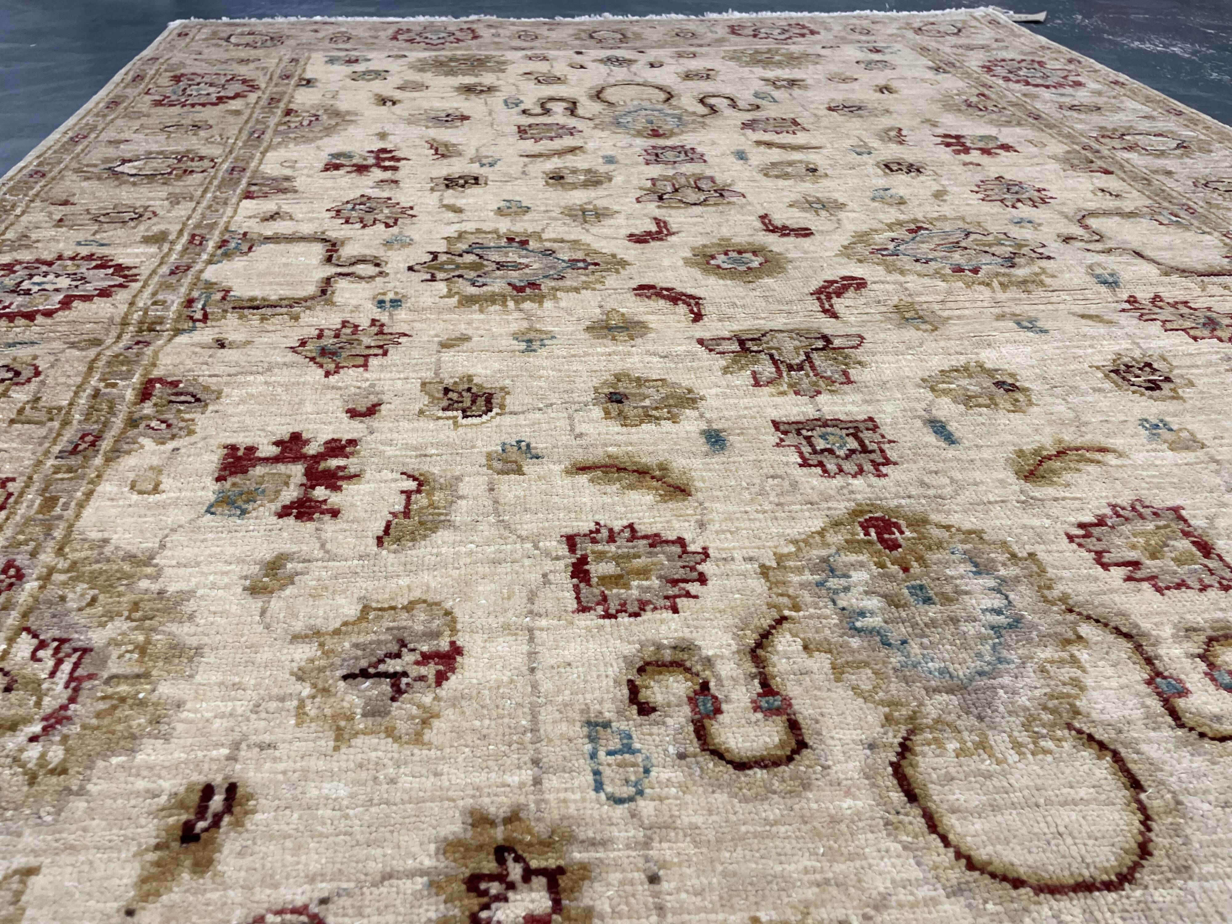 Cream Wool Area Rug, Handwoven Floral Carpet, Traditional Decor 190x128cm