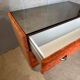 Commode en alcantara