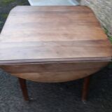 Oval fruit wood farm table