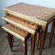 Tables gigognes de style florentin