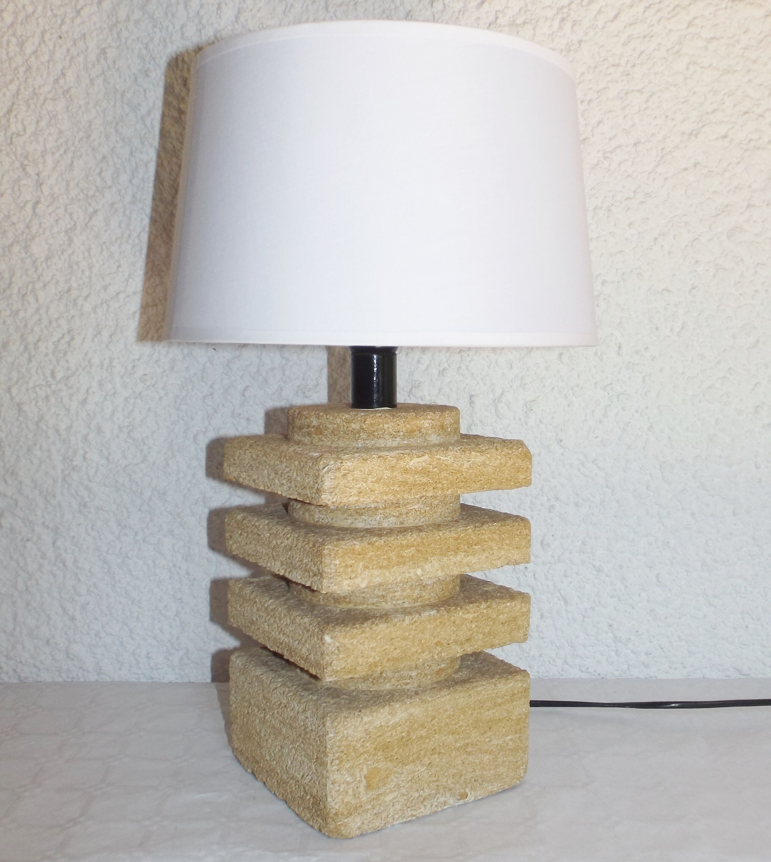 Lampe de table en pierre Albert Tormos