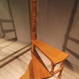 4-step library staircase