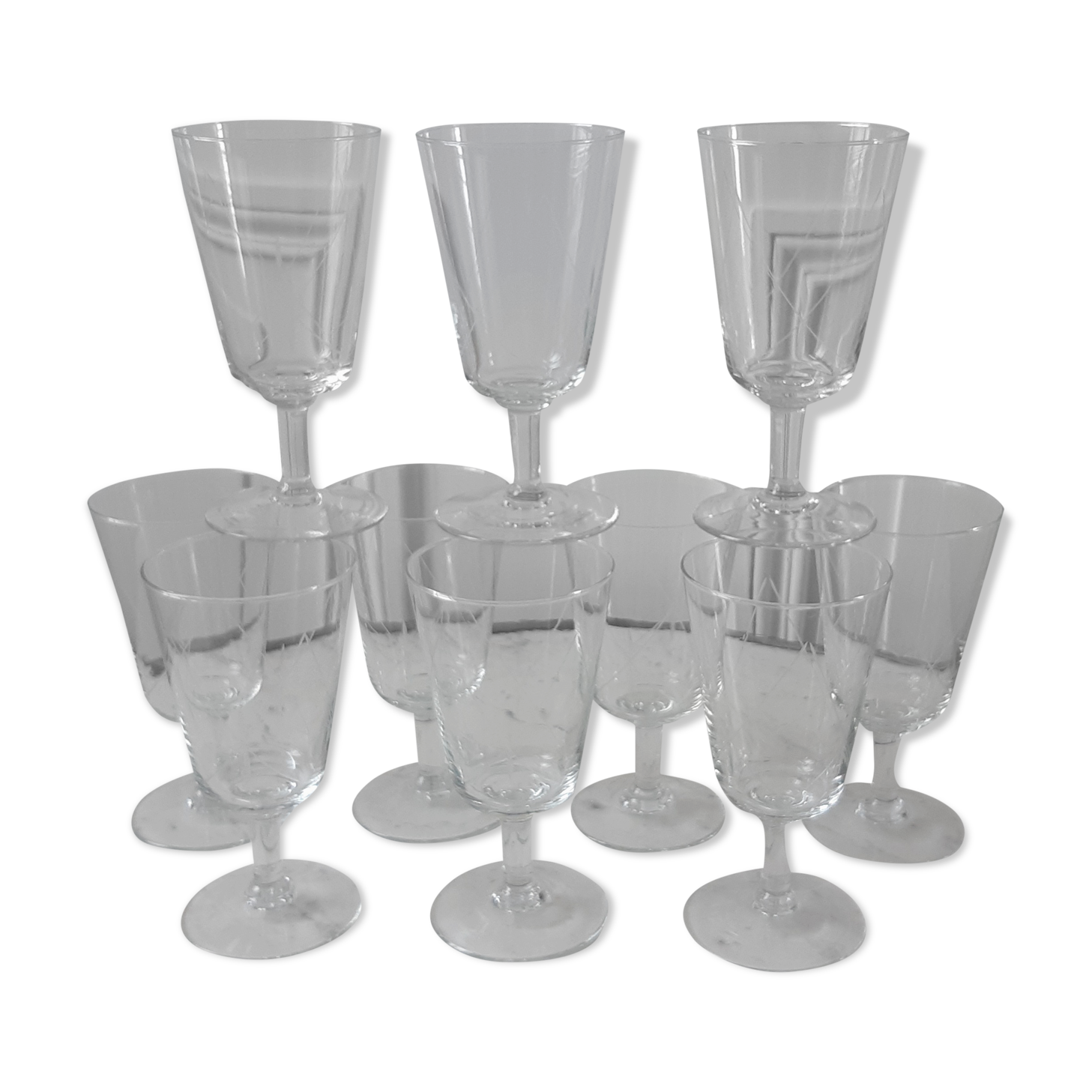 Lot de 10 verres à vin / eau gravés années 50