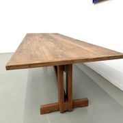Refectory table in solid pine and beech, with X-shaped legs.