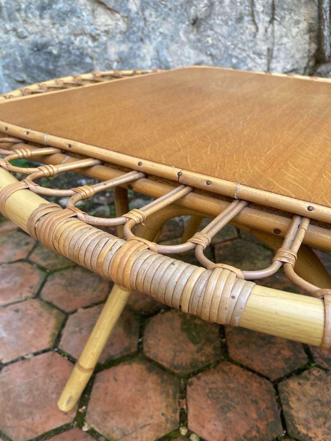 Vintage rattan lounge