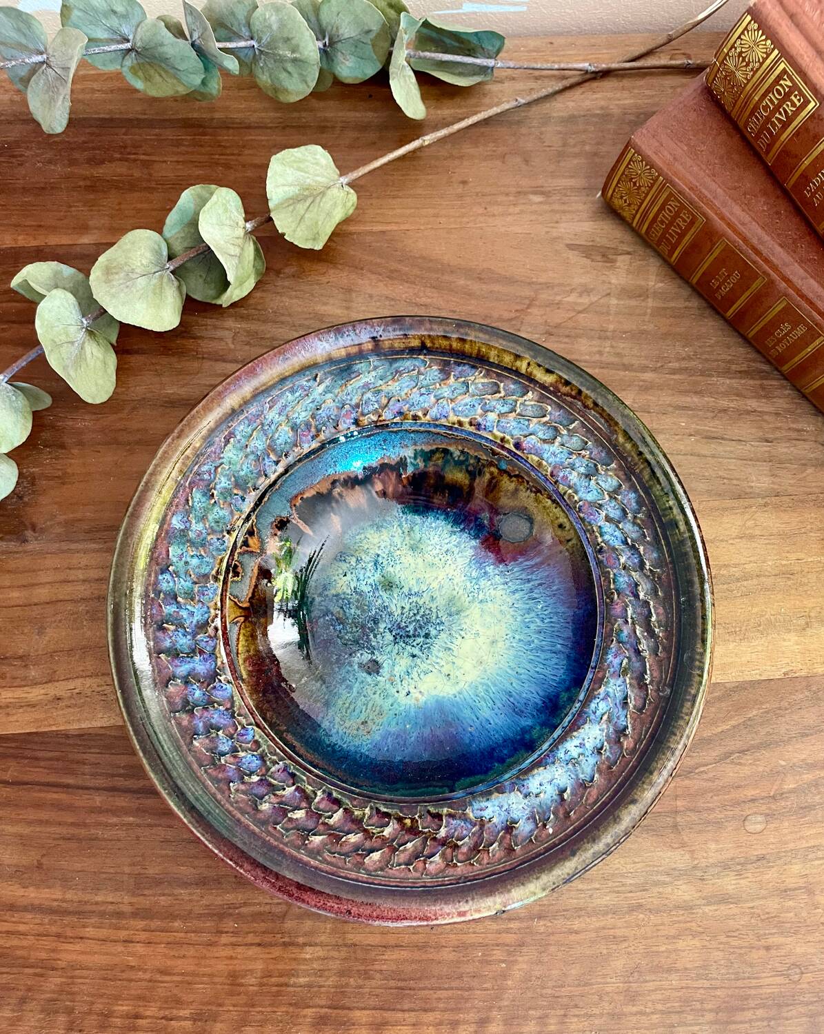 Enamelled ceramic pocket tray