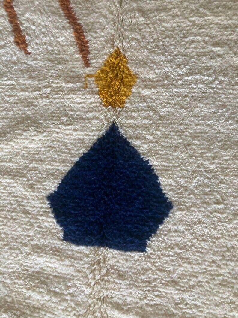 Handmade Berber rug size 1.5/2.5 m