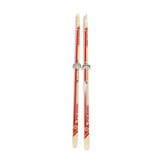 Ancienne paire de skis