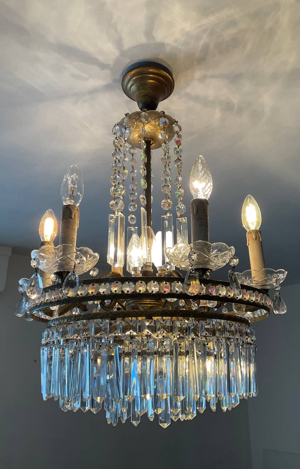 Cascade chandelier with crystal drops