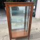 Vitrine de rangement en merisier