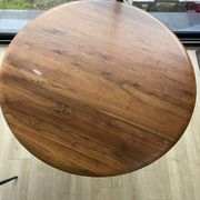 Dining table in walnut AM.PM