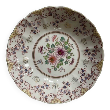 Floral shallow dish with a Japanese spirit, diameter 21 cm.