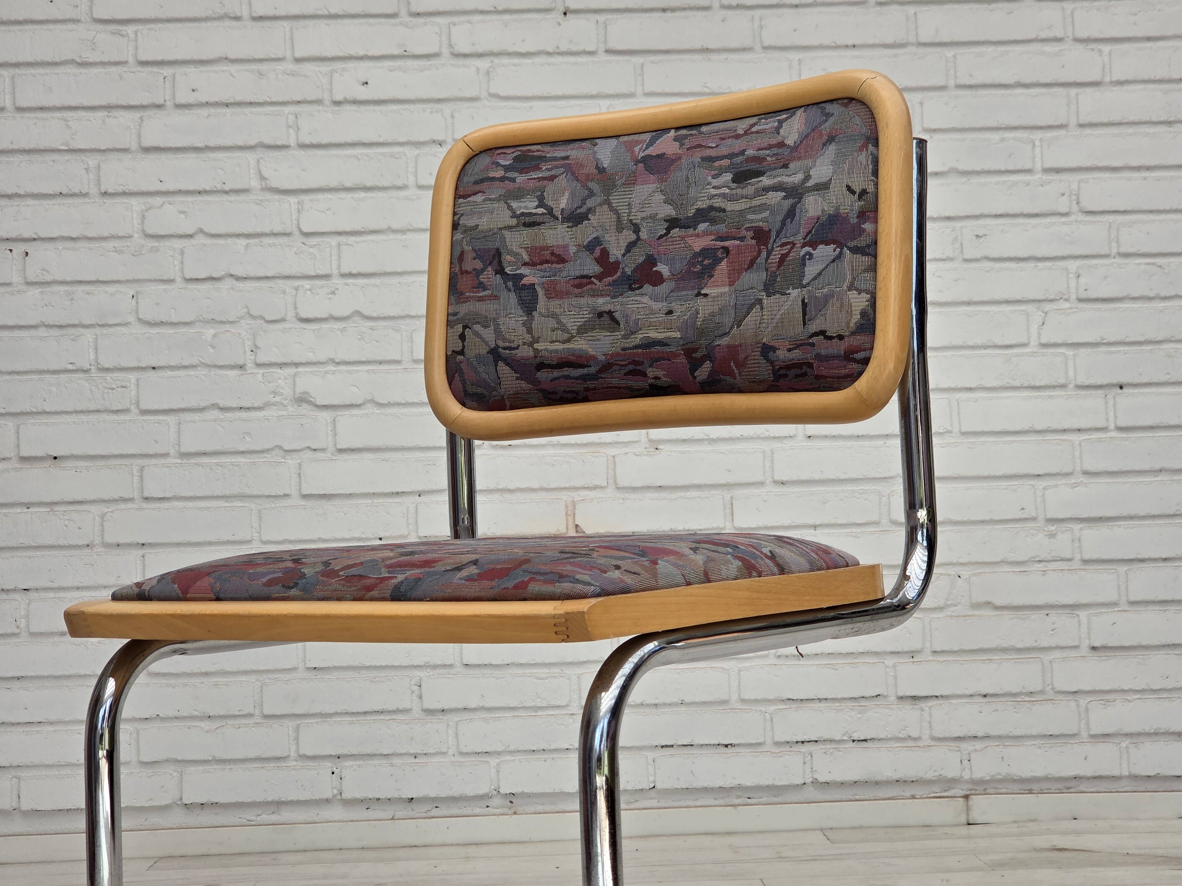 1970s, set of 4 pcs Italian dining chairs in Bauhaus style.