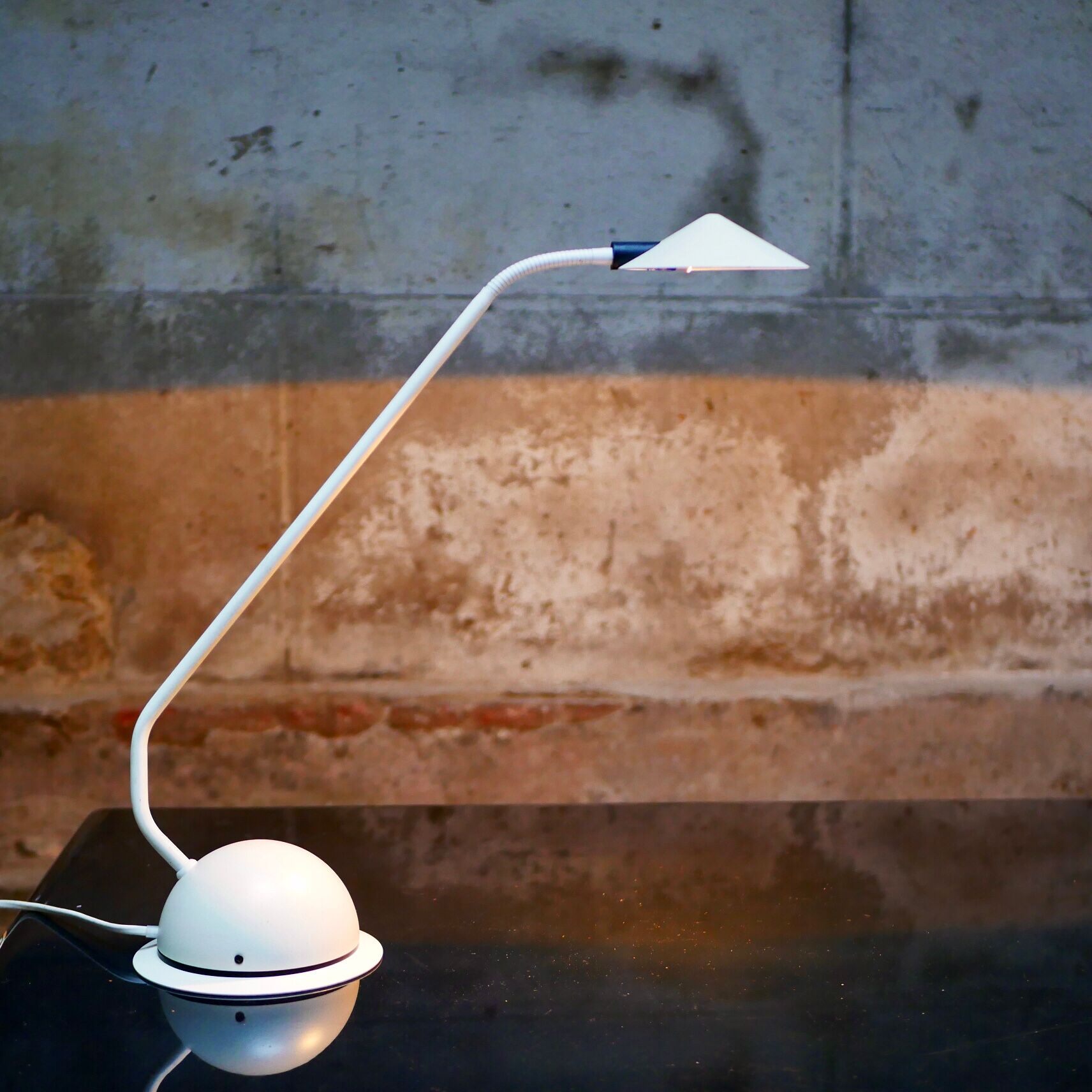 Herda table lamp