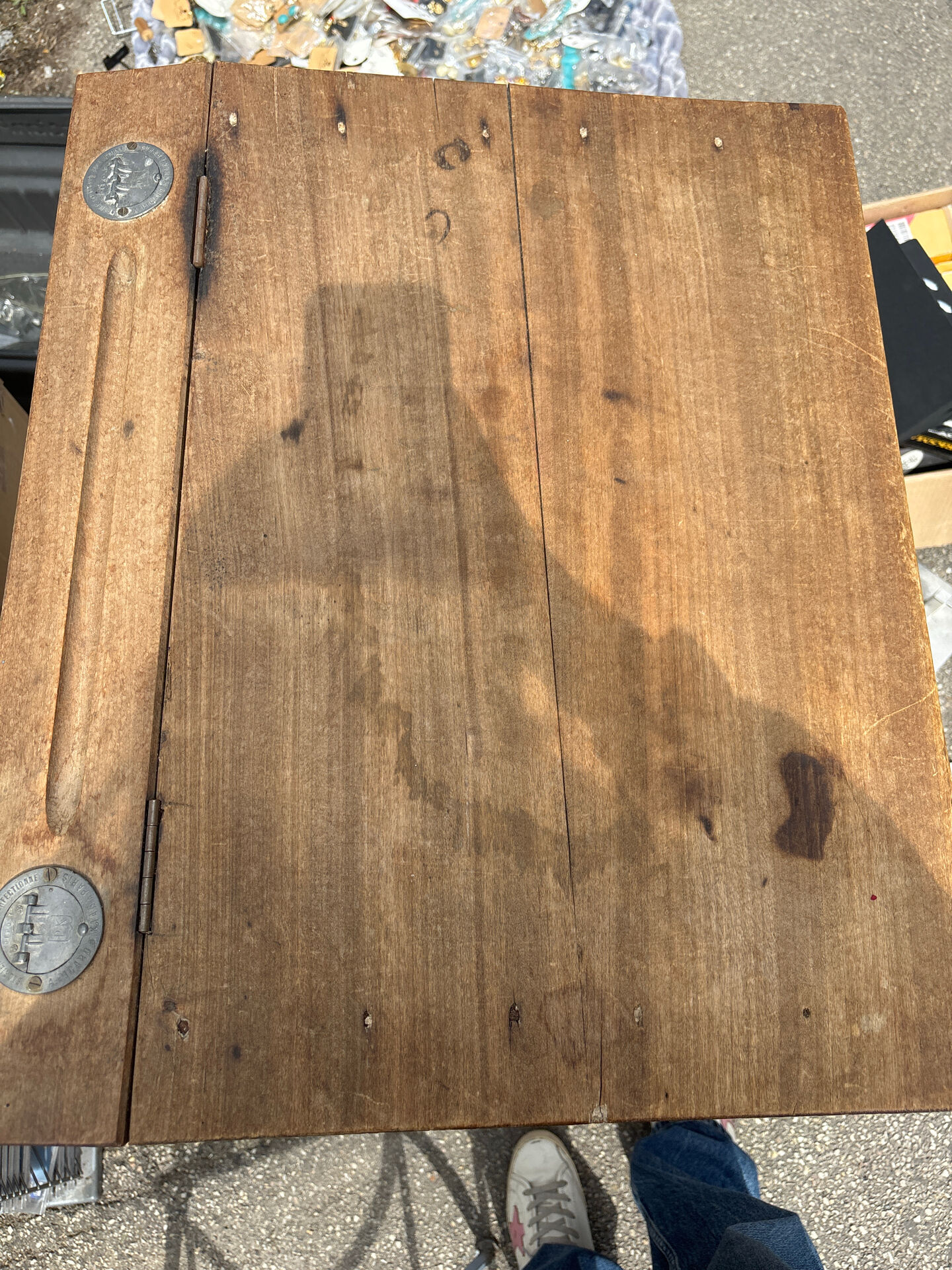 Drawing table