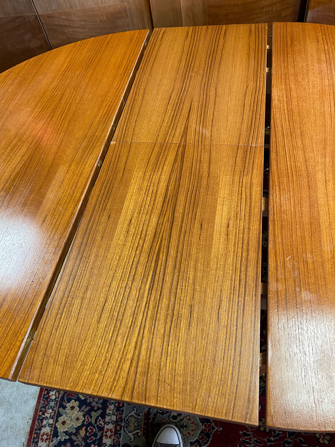 Round table extension butterfly vintage year 70