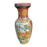 Chinese porcelain vase, signed, 20th century