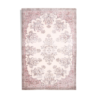 Farmhouse floral vintage carpet rug