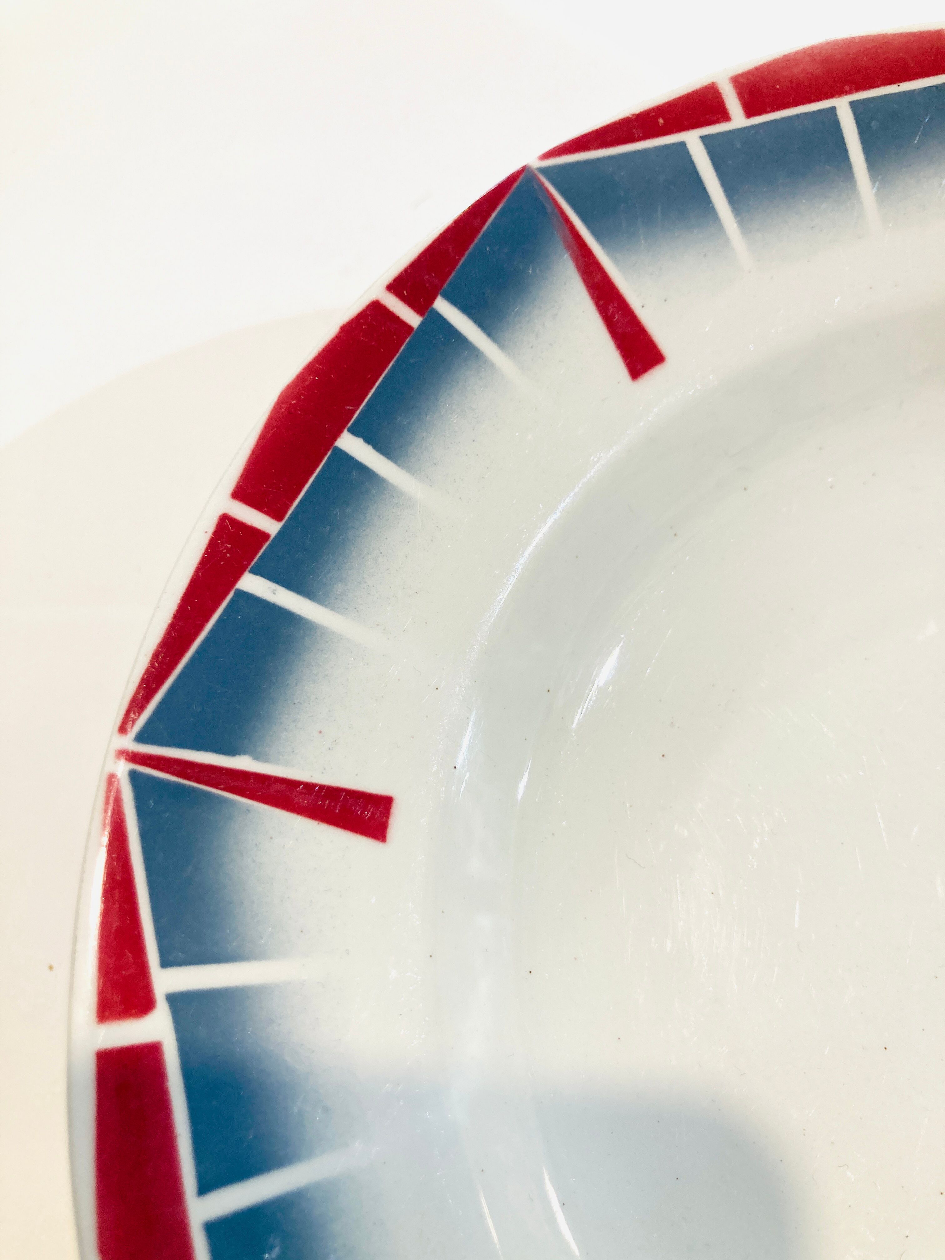 8 hollow plates ceranord st amand boulingrin pink and blue -vintage-kitchen-retro