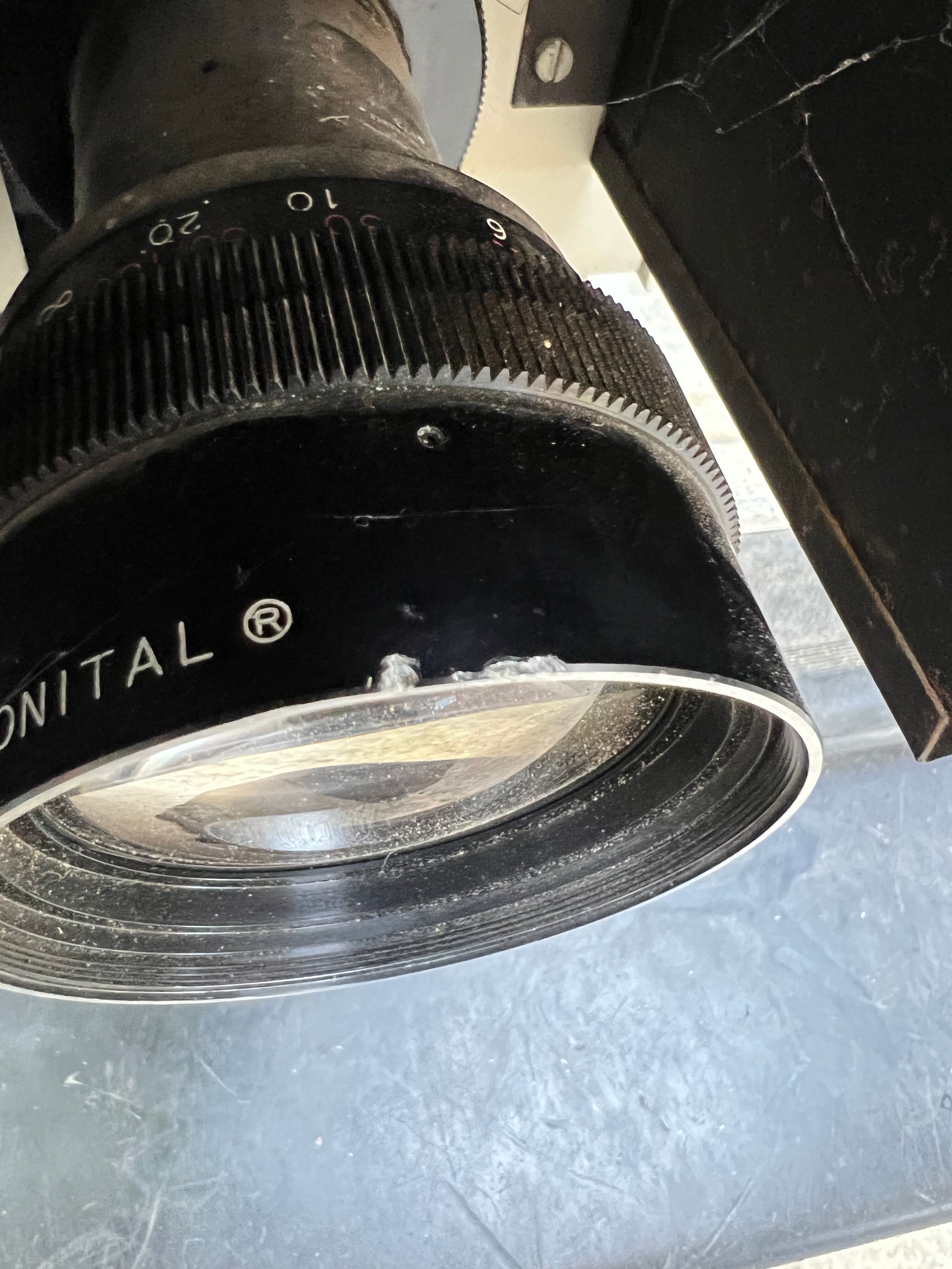 Camera set TV on foot year 60