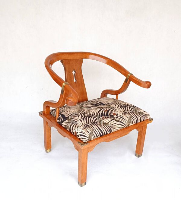 2 fauteuils fer à cheval américains attribués à James Mont