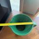 Pichet, pot à eau en faïence émaillée verte – HB Quimper, période art déco