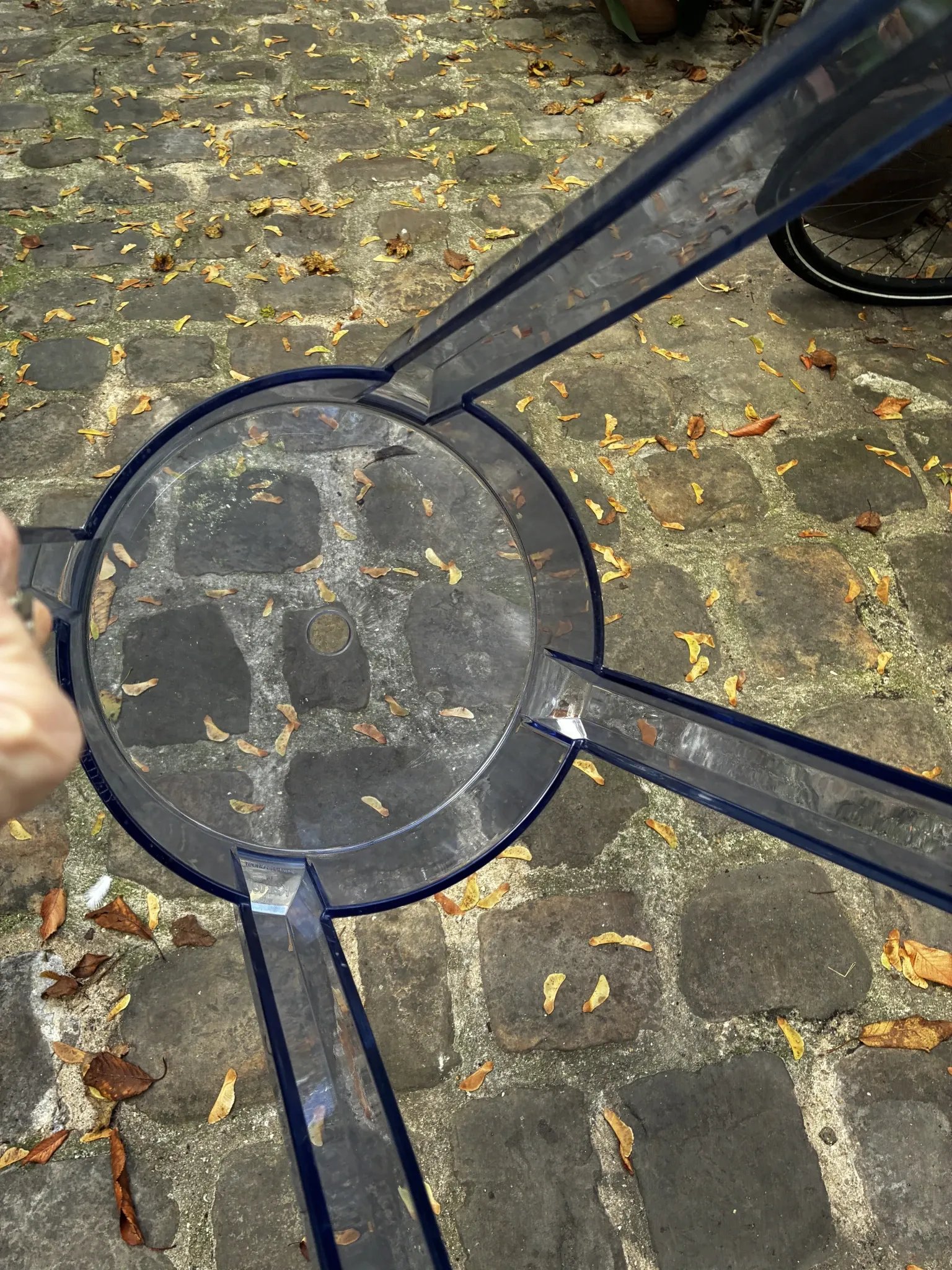 Tabouret bas Charles Ghost  Kartell Philippe Stark