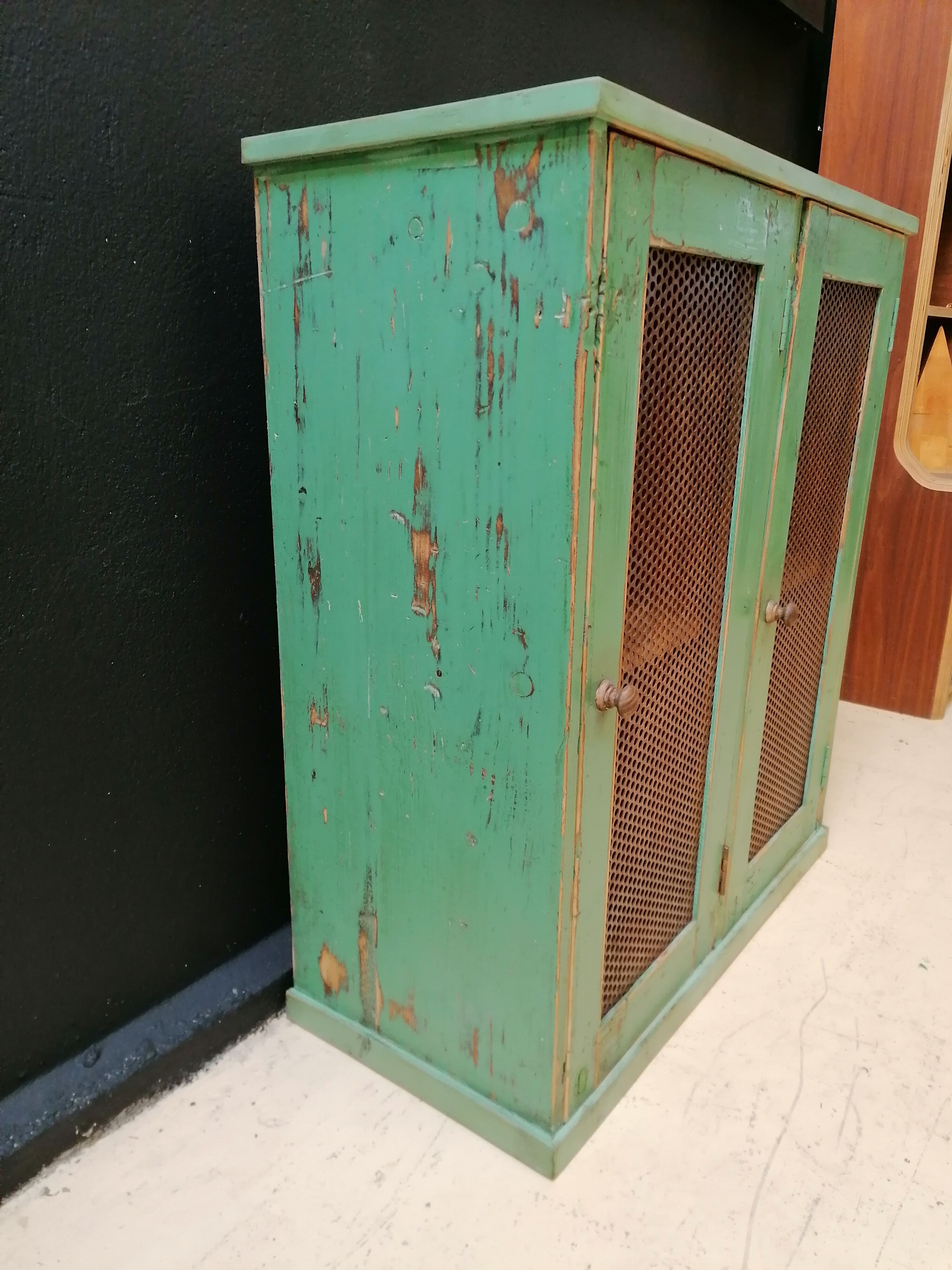 Garde manger en bois années 60