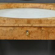 Dressing table in elm burl veneer, Empire period – Early 19th century