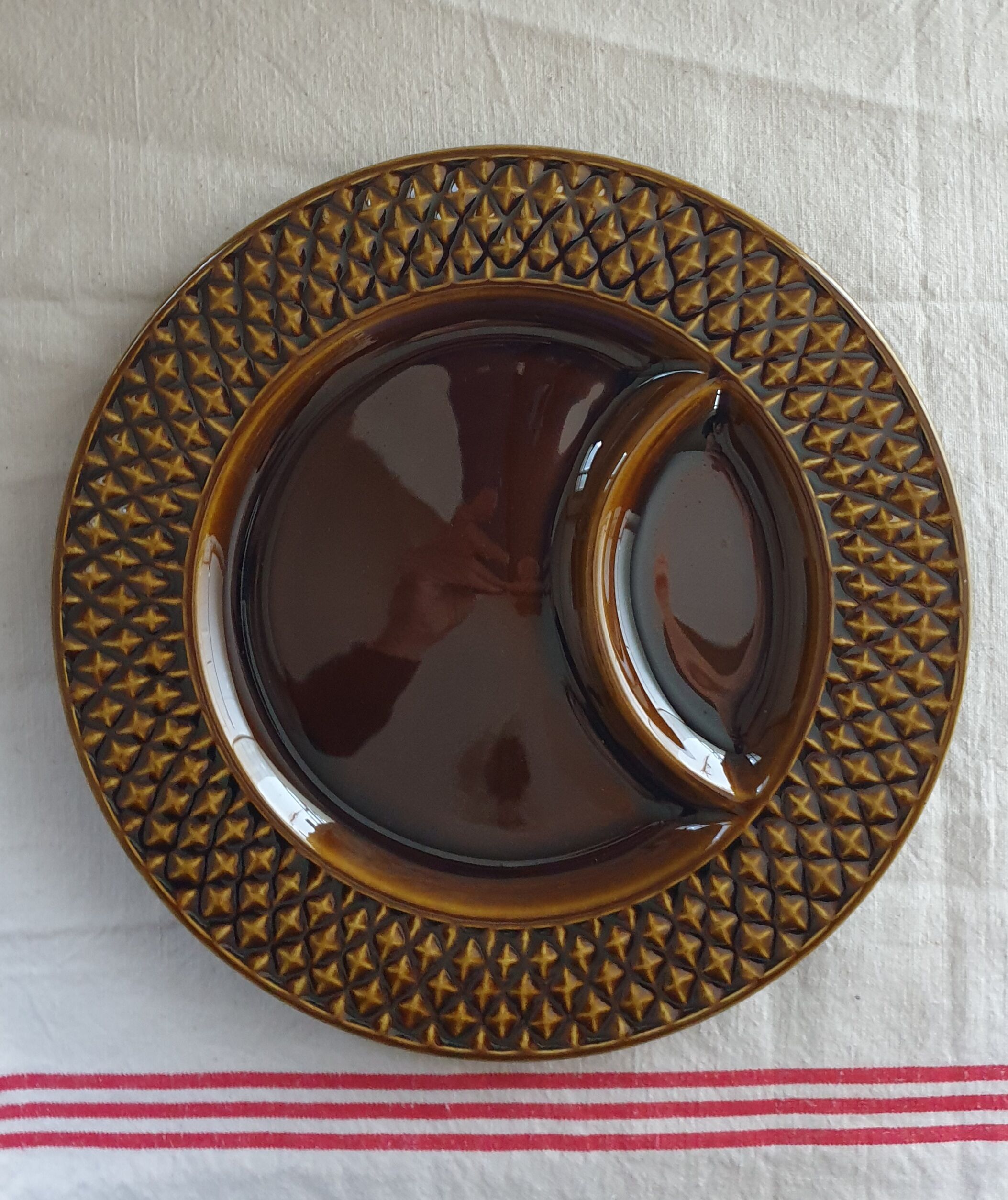 12 Digoin Saarguemines 70's compartment plates