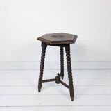 Vintage Table d'Appoint Tripode Polygone Sculpté à la main Tourné en bois massif Travail manuel Grün