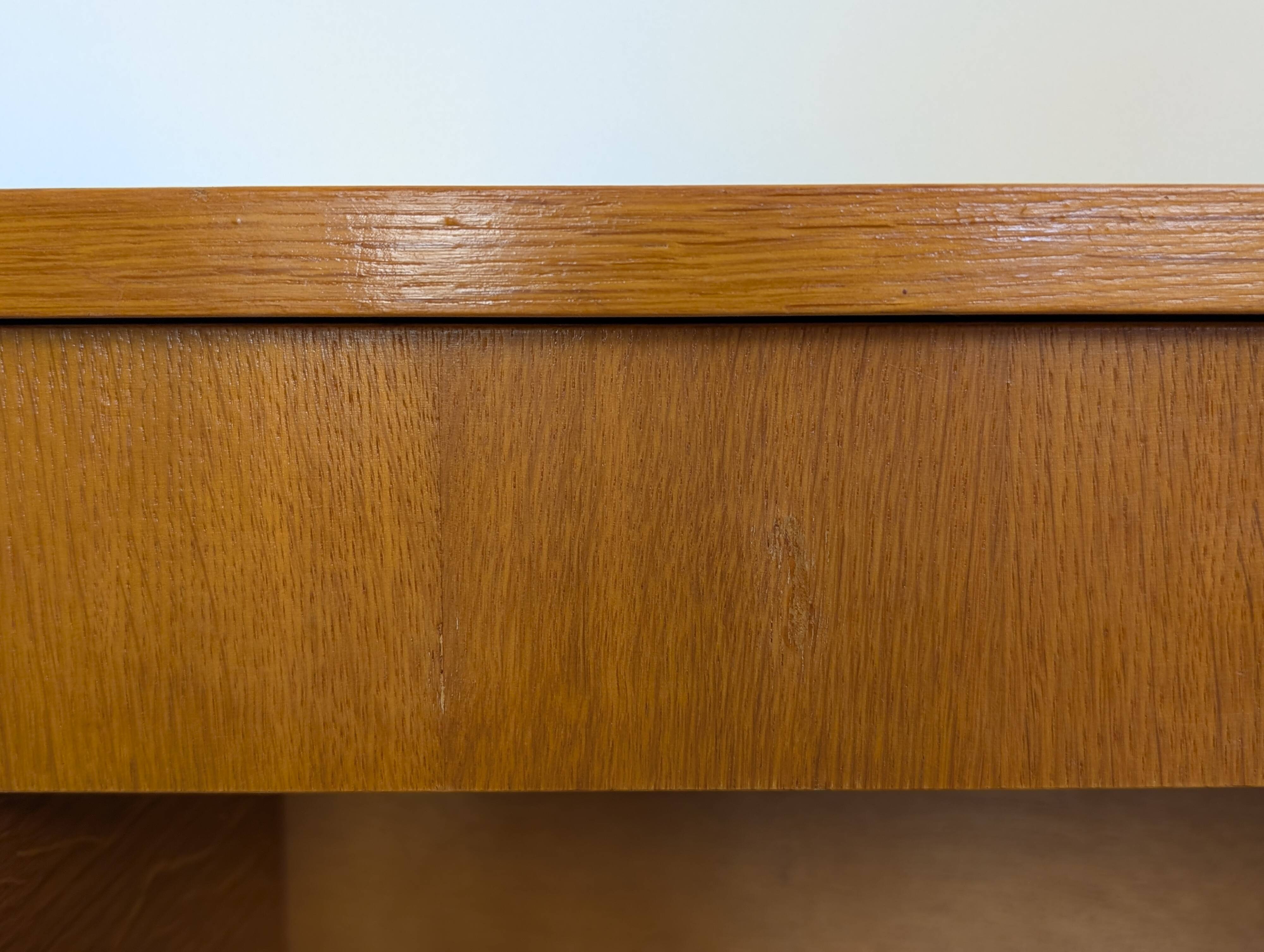Table de chevet, 1960