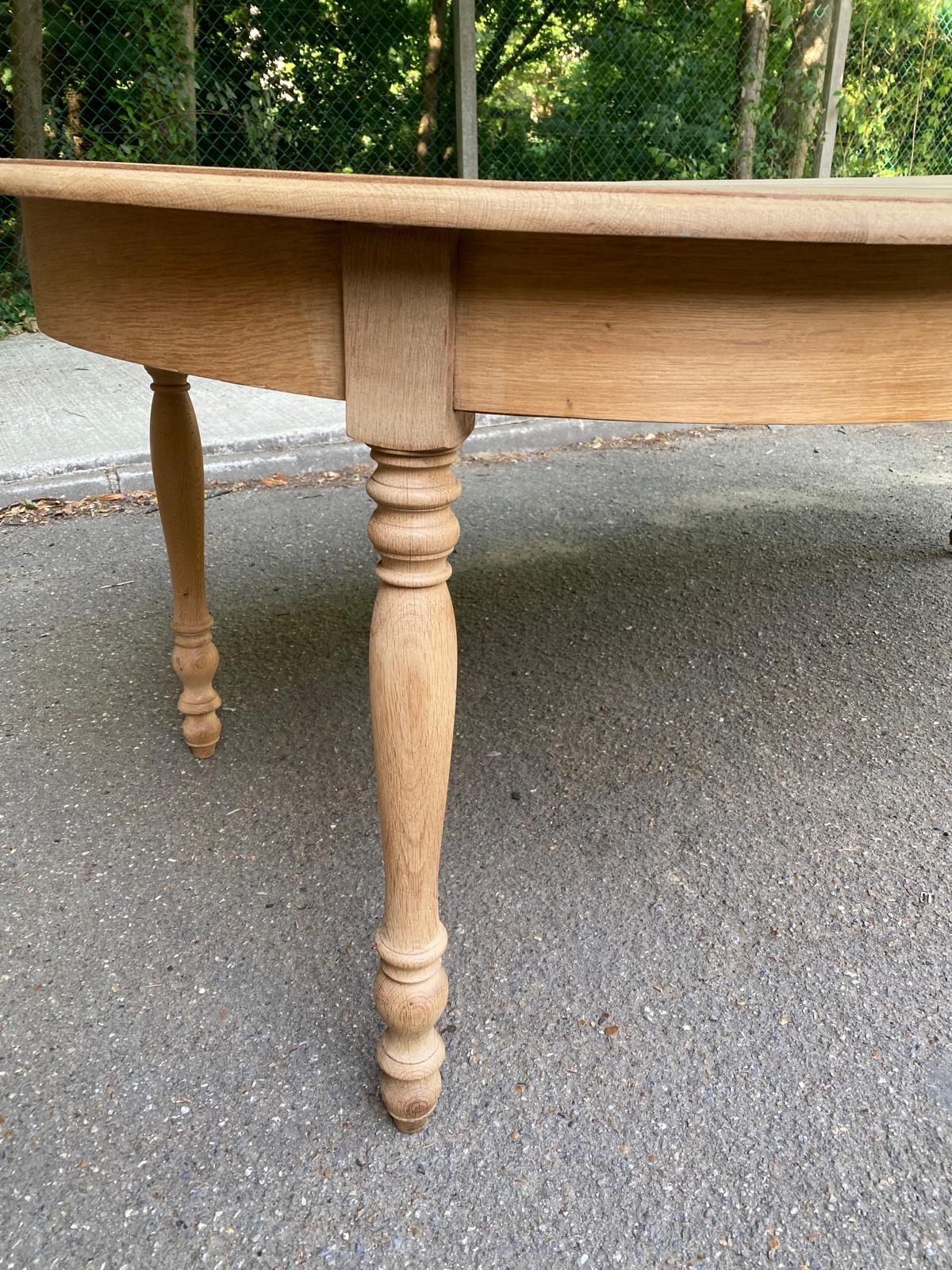 Louis Philippe 19th century round extendable dining table, renovated, 200cm