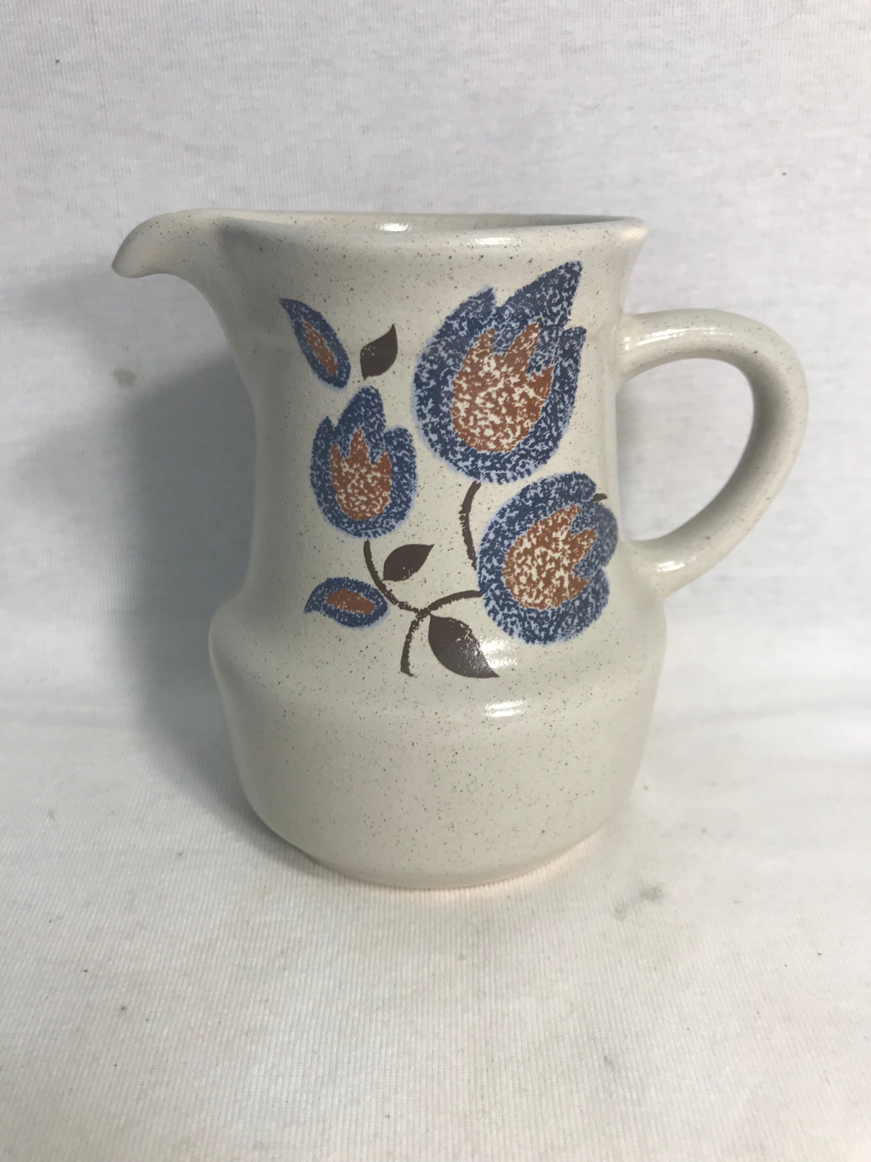 Former pitcher st amand model sologne France