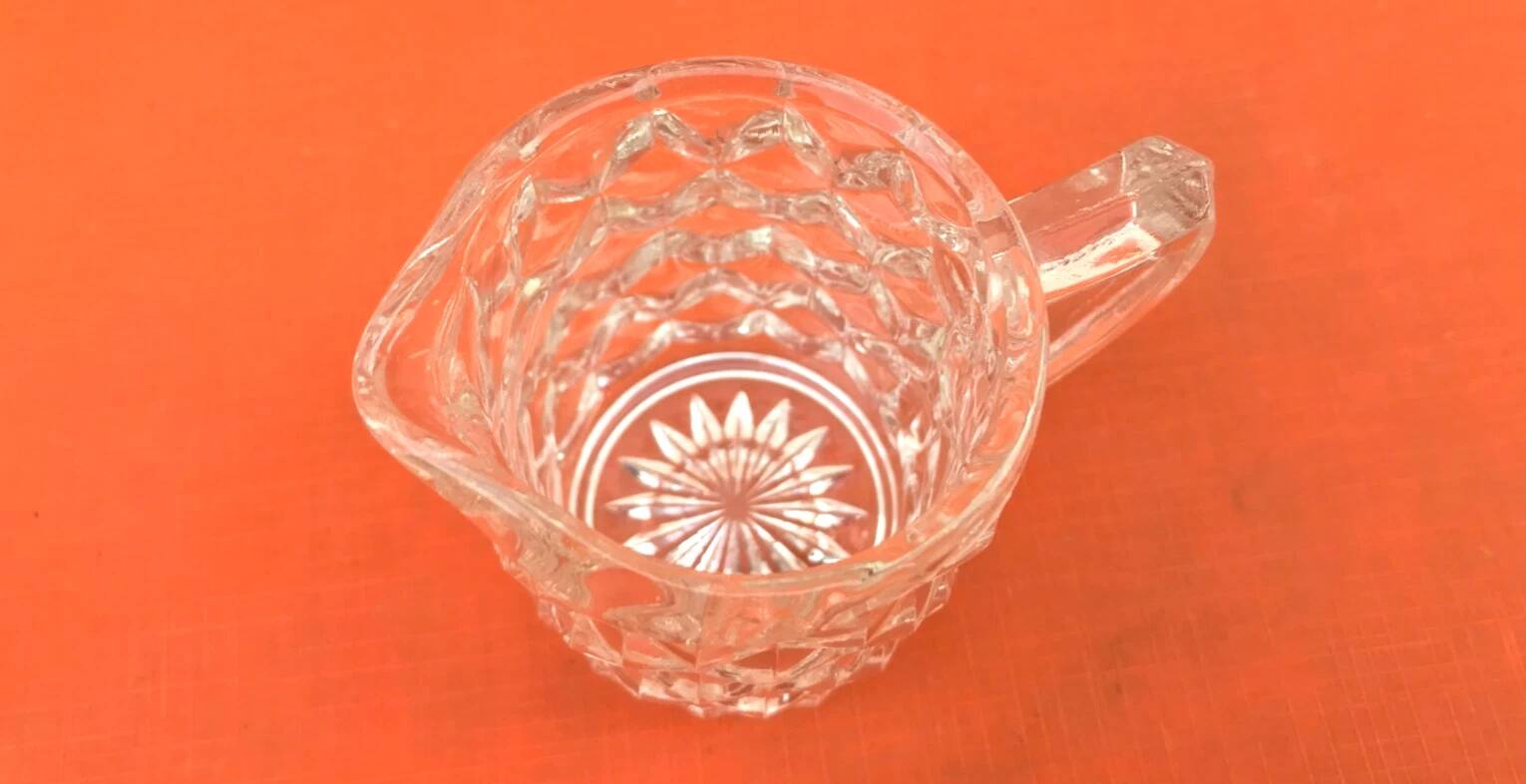 Milk jug / Cream Transparent glass with diamond point