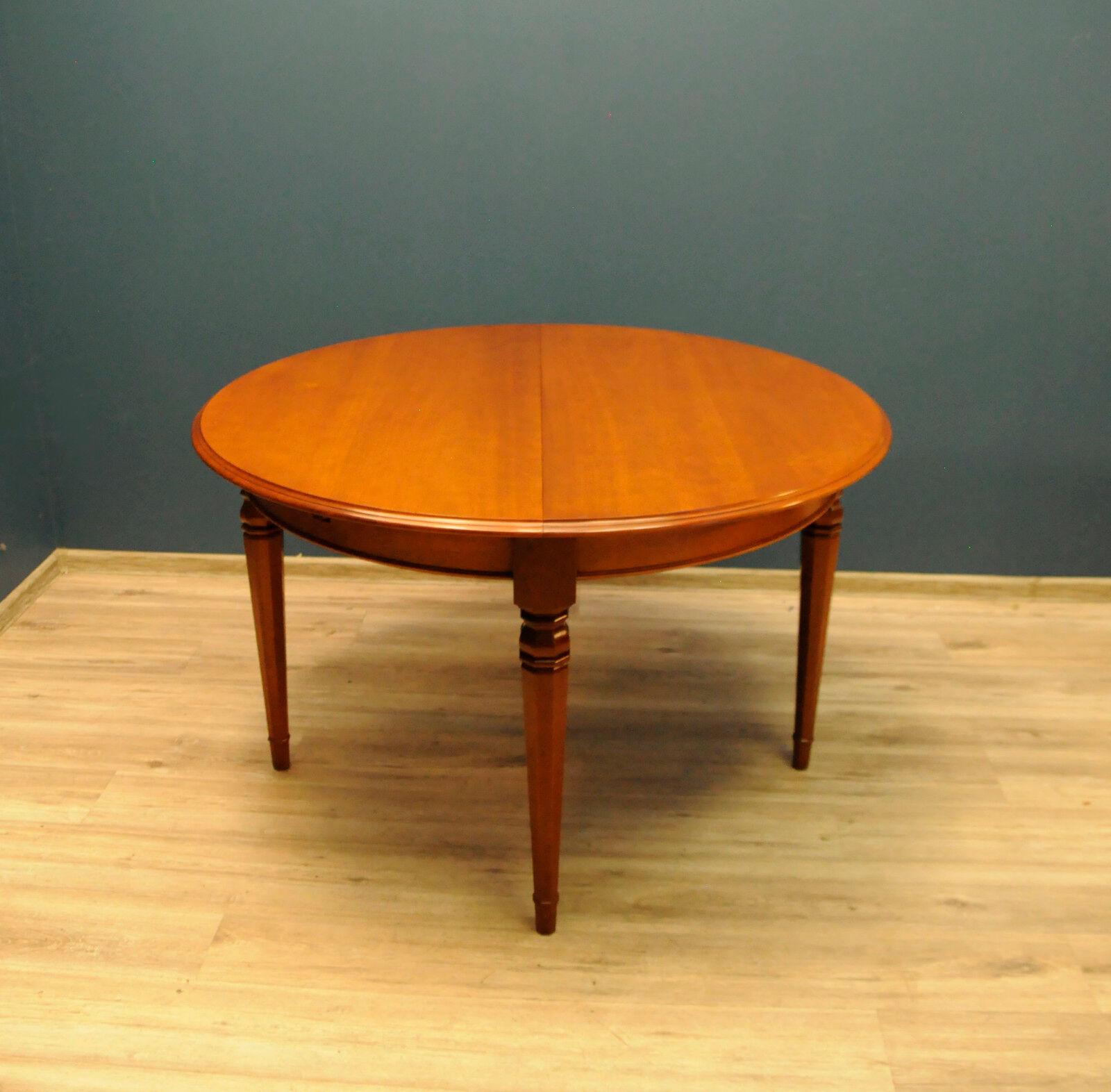 Jaycee furniture english folding table