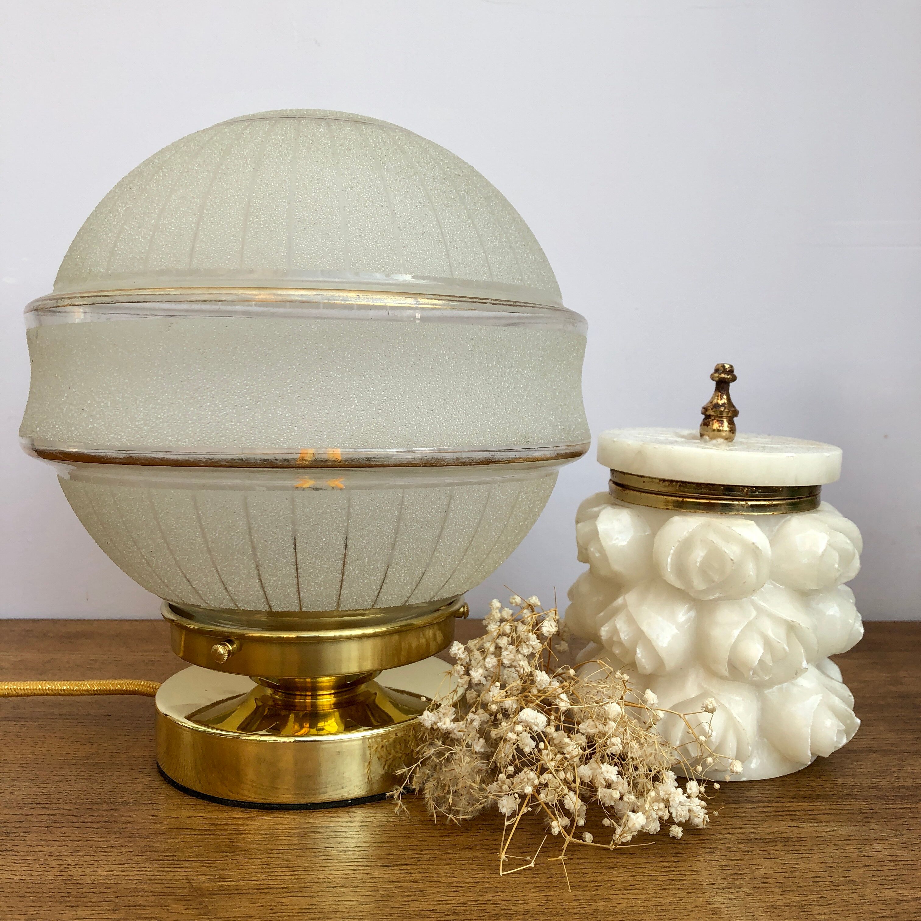 Vintage globe laying lamp in white frosted glass