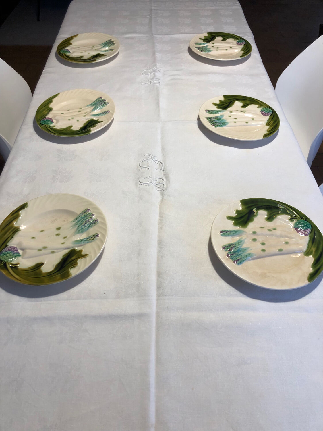 6 old Salins asparagus plates