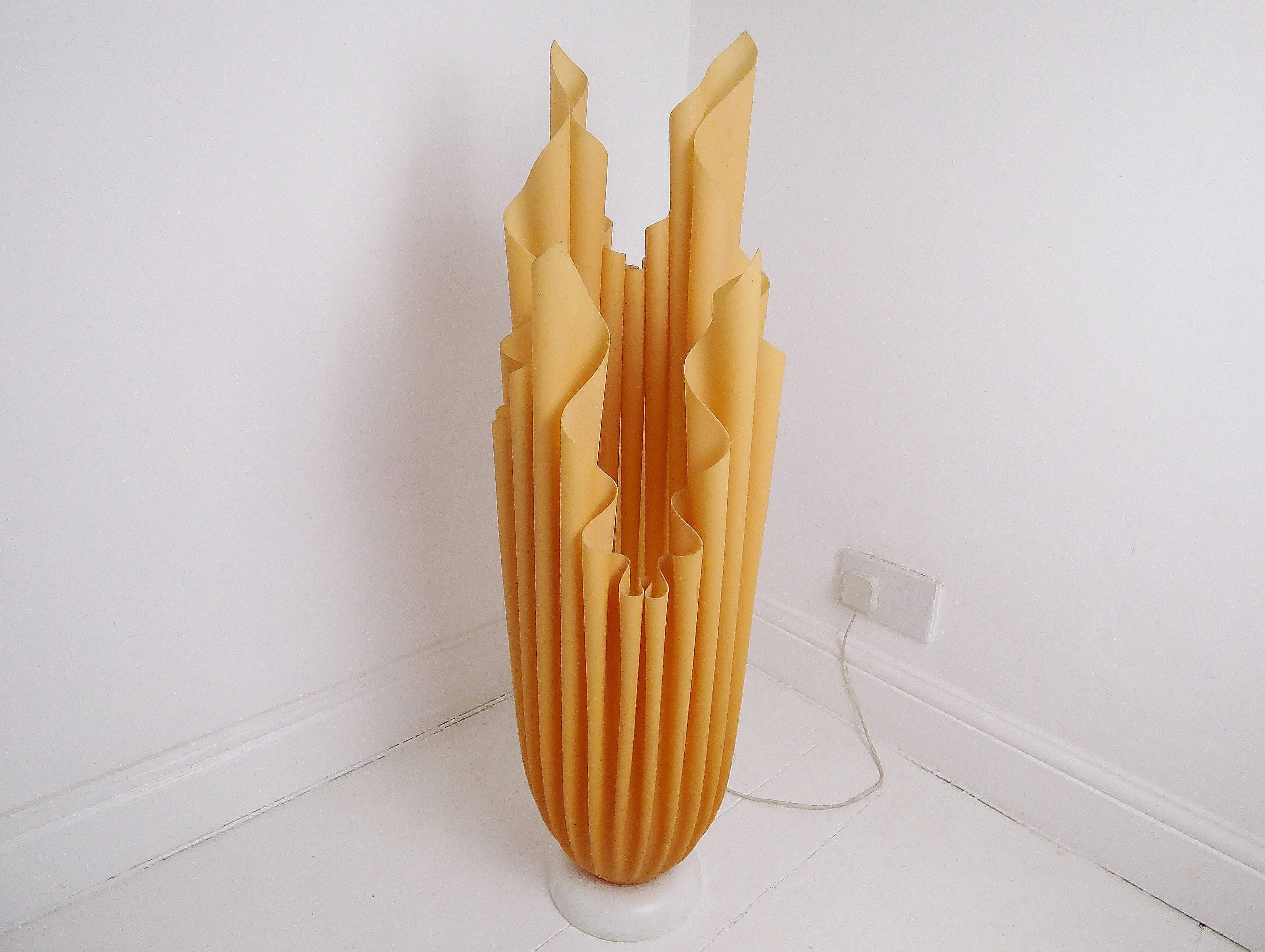 Lampadaire vintage Athena par Georgia Jacob