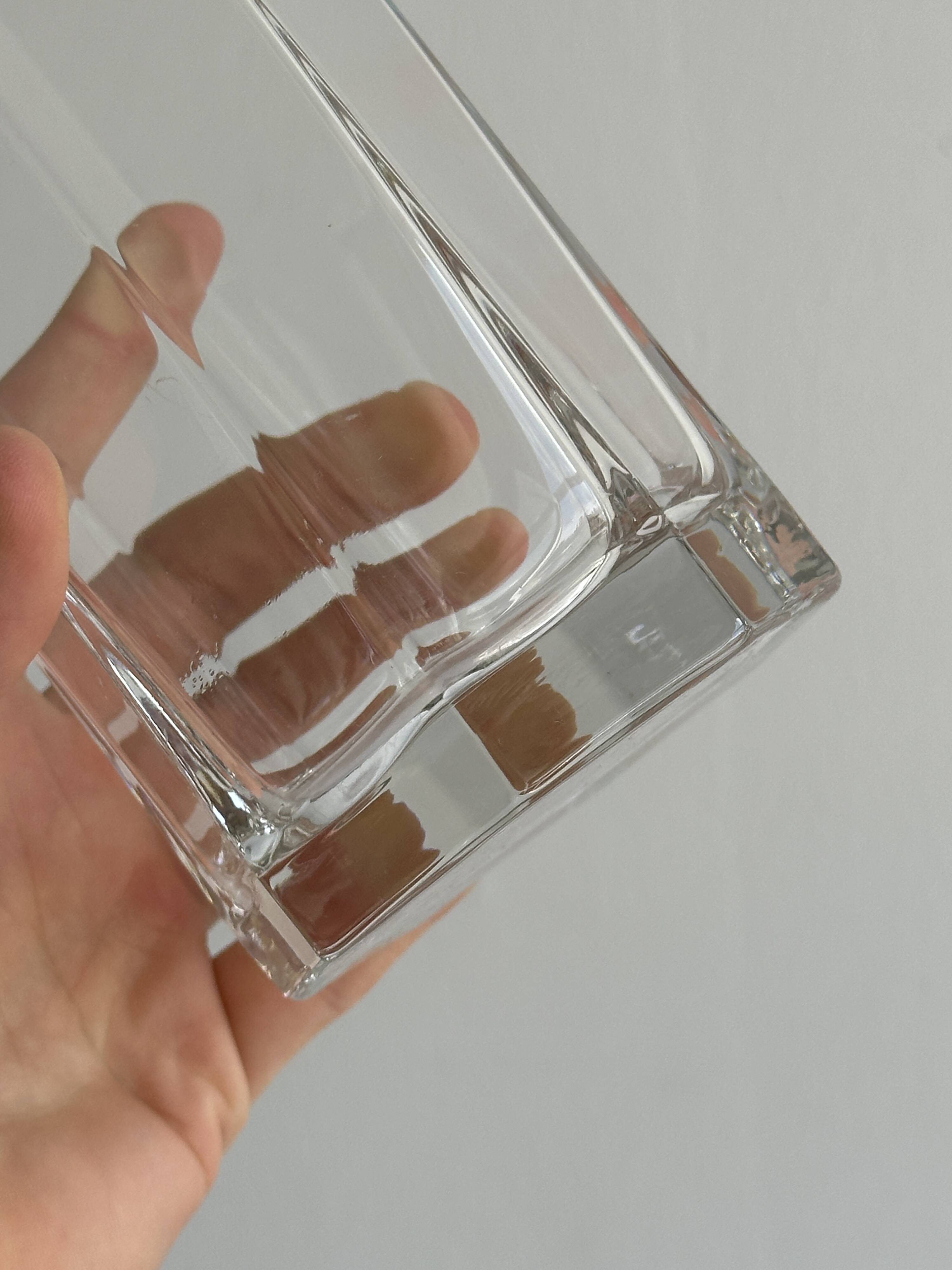 octagonal vase in thick transparent glass