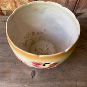 Cache pot en faïence barbotine