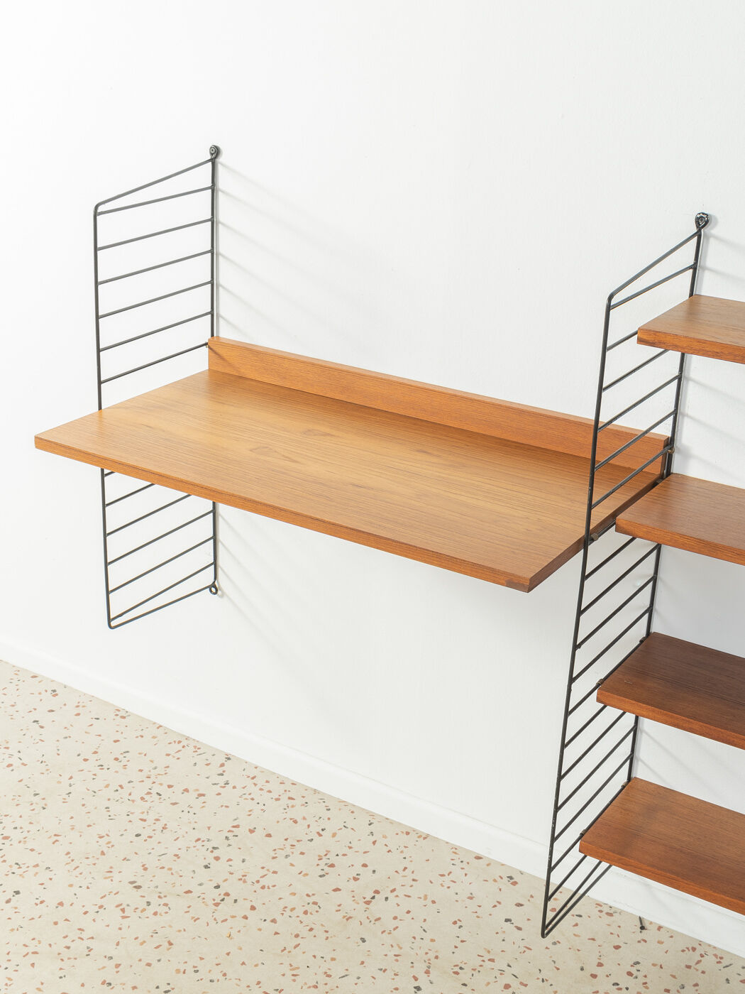 1950s Shelving system, Nils Strinning