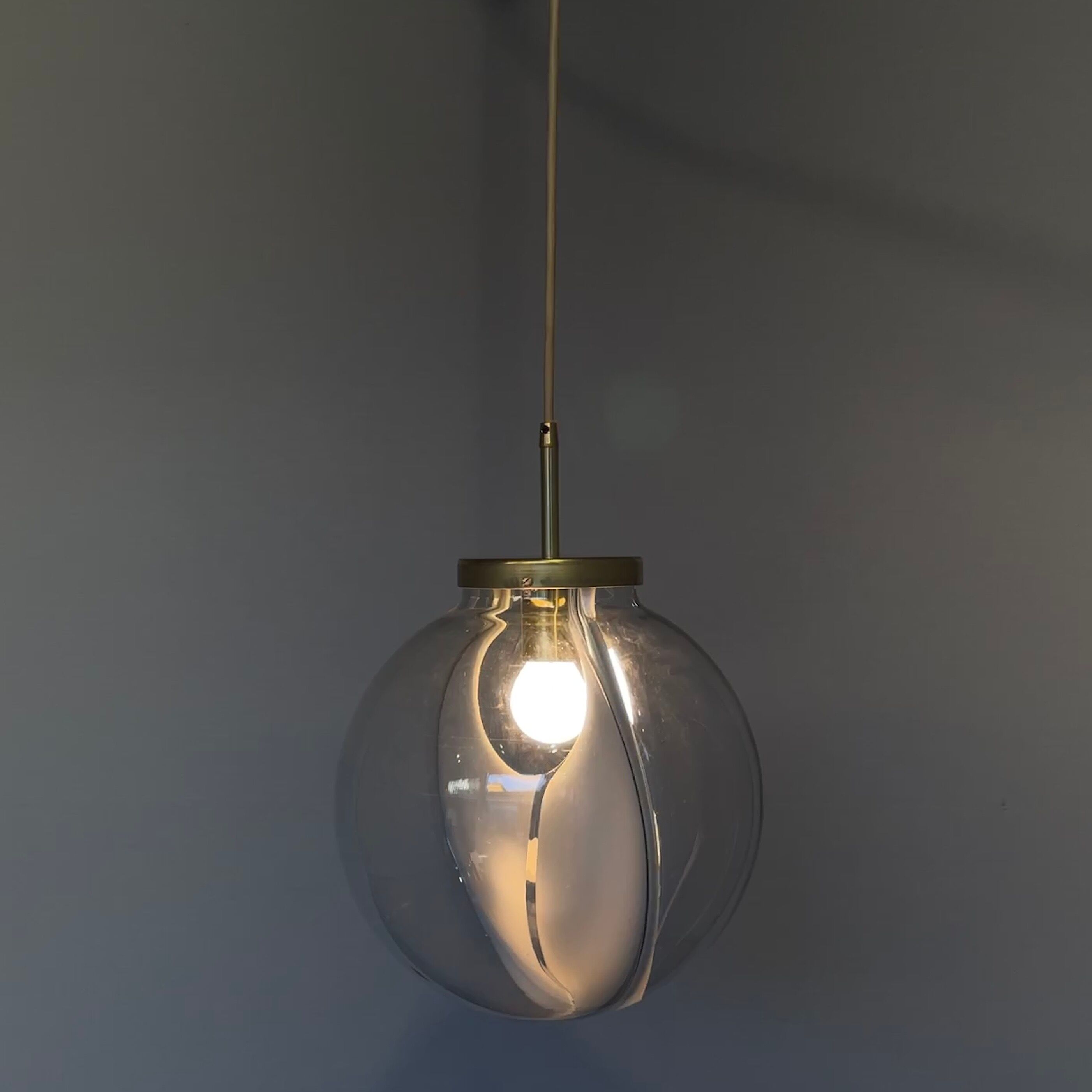 Murano glass globe "Menbrane"