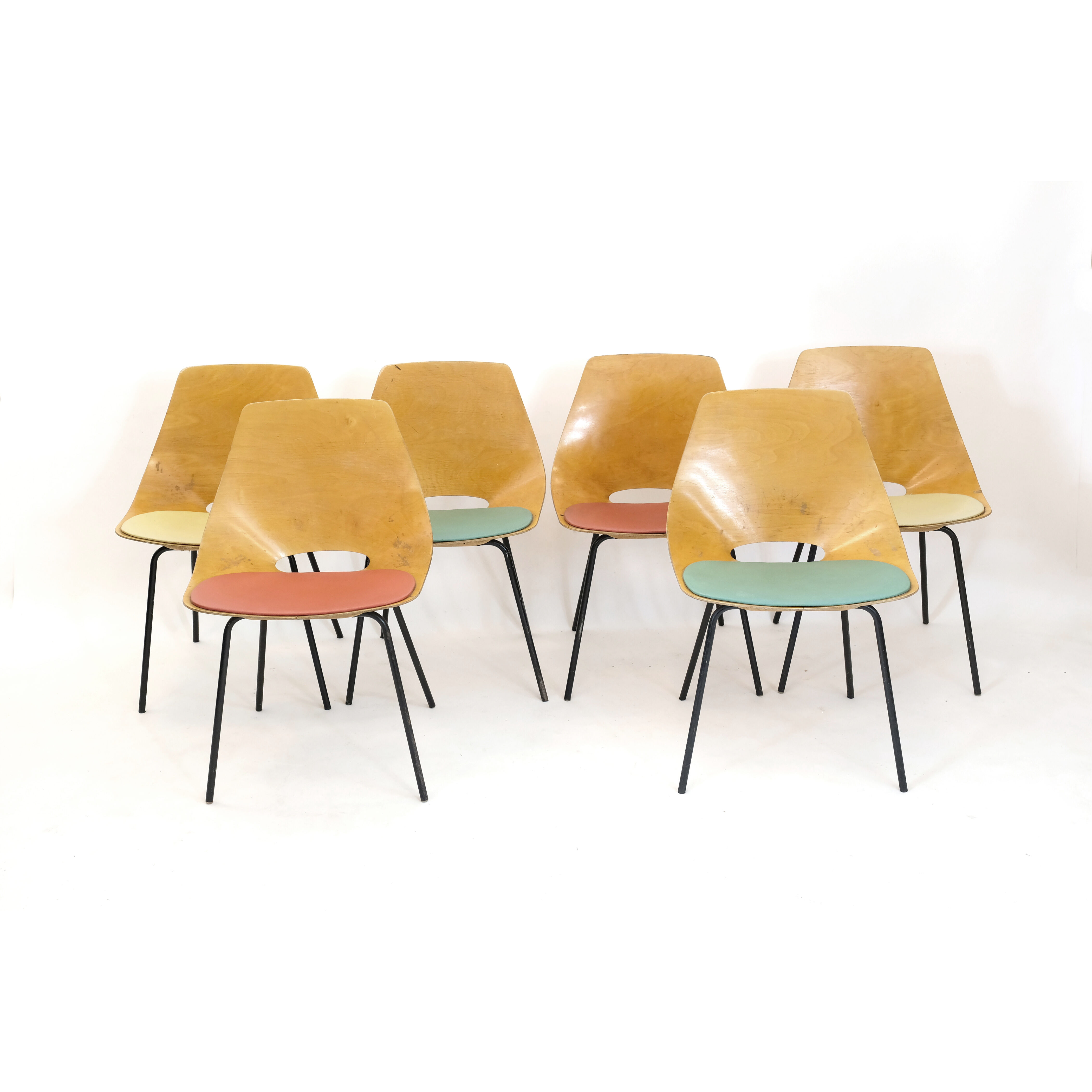 Pierre Guariche set of 6 Tonneau chairs, Steiner, 1960.