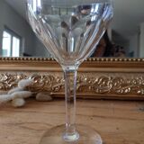 Verre à pied ancien vintage en cristal ciselé
