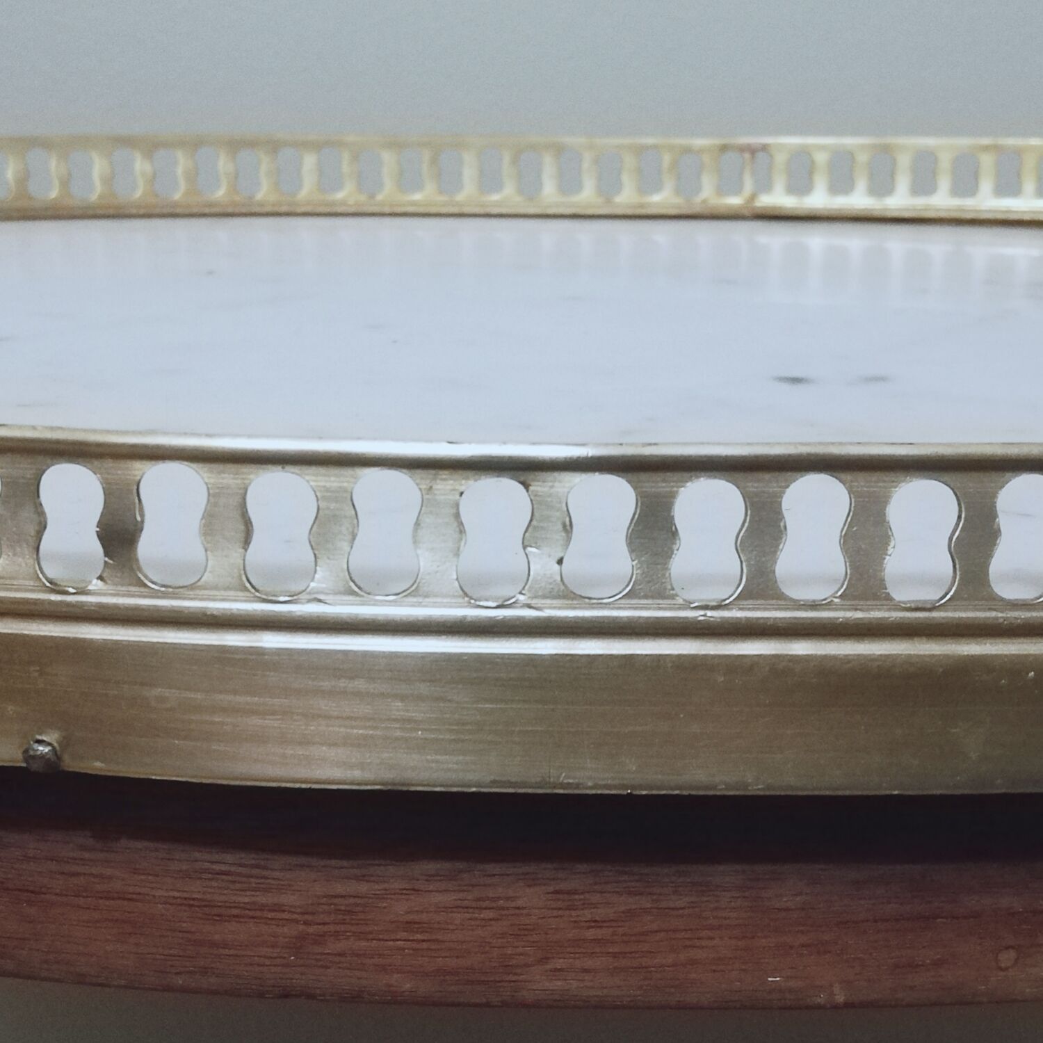 Saddle pedestal table with marble top in Louis XV style