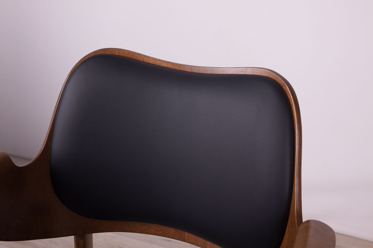 Model 107 armchairs by Hans Olsen for Bramin, 1950