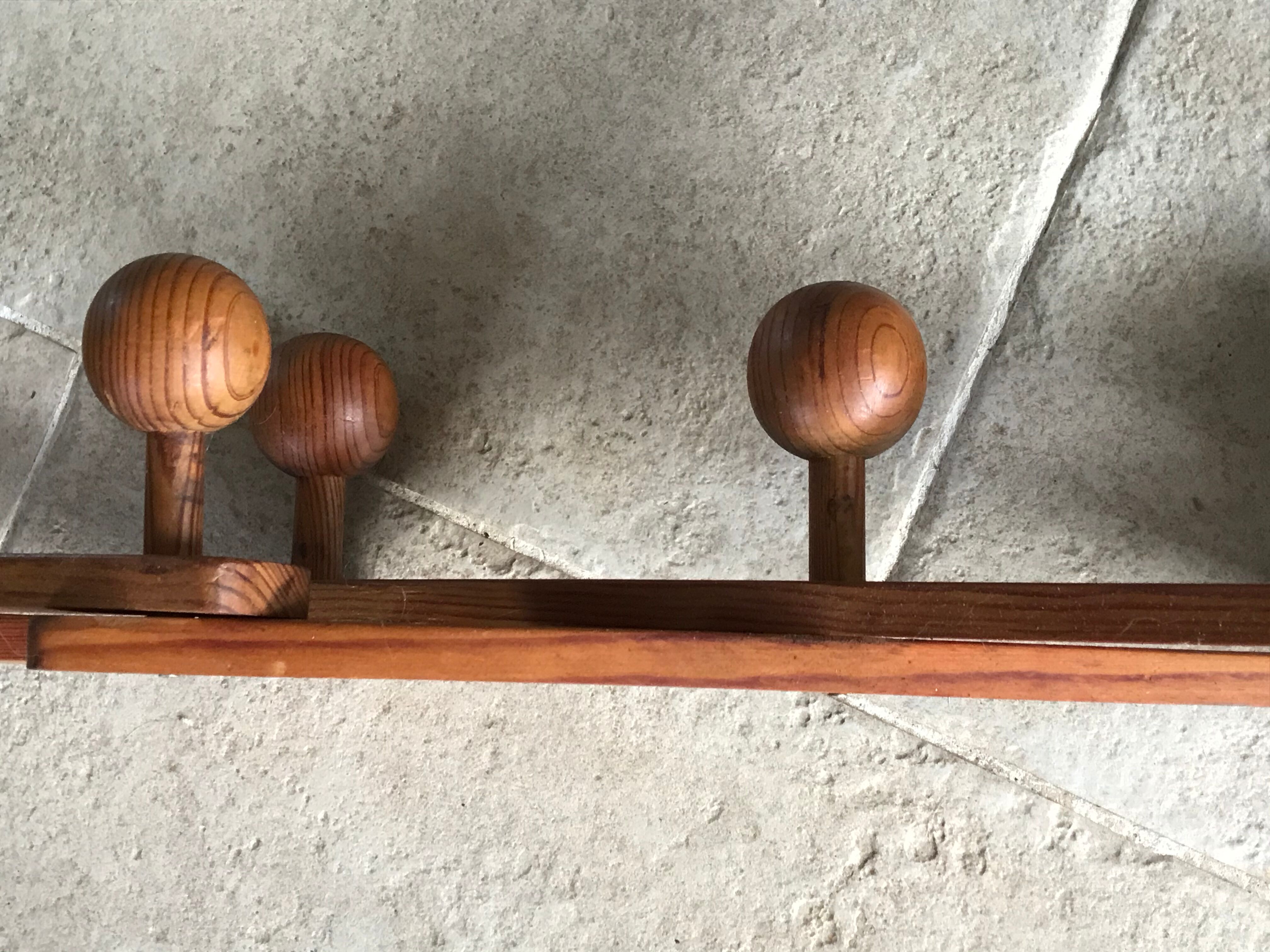 80's wooden extendable patère
