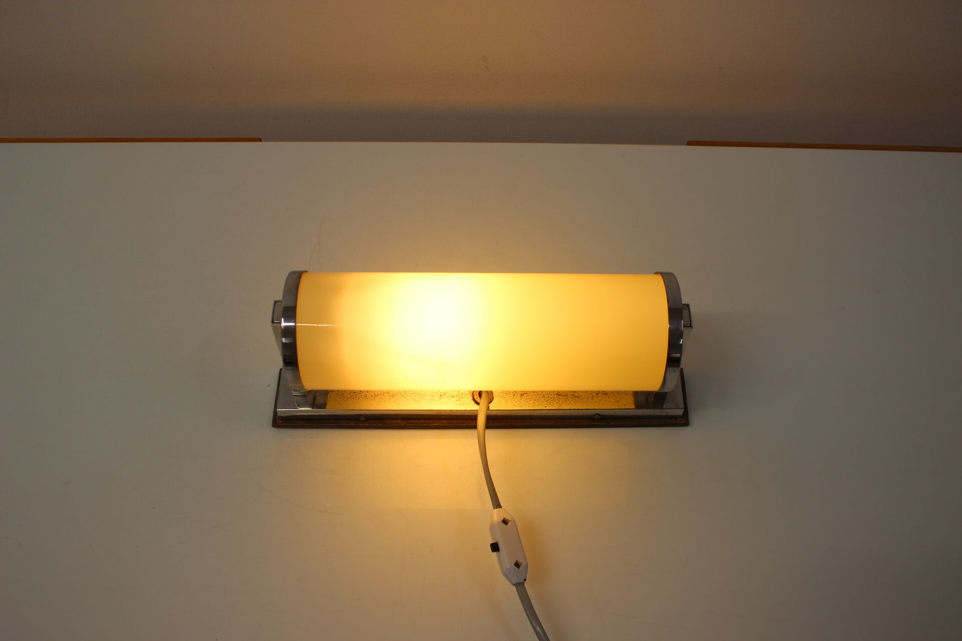 Design bauhaus chrome wall lamp, 1930s